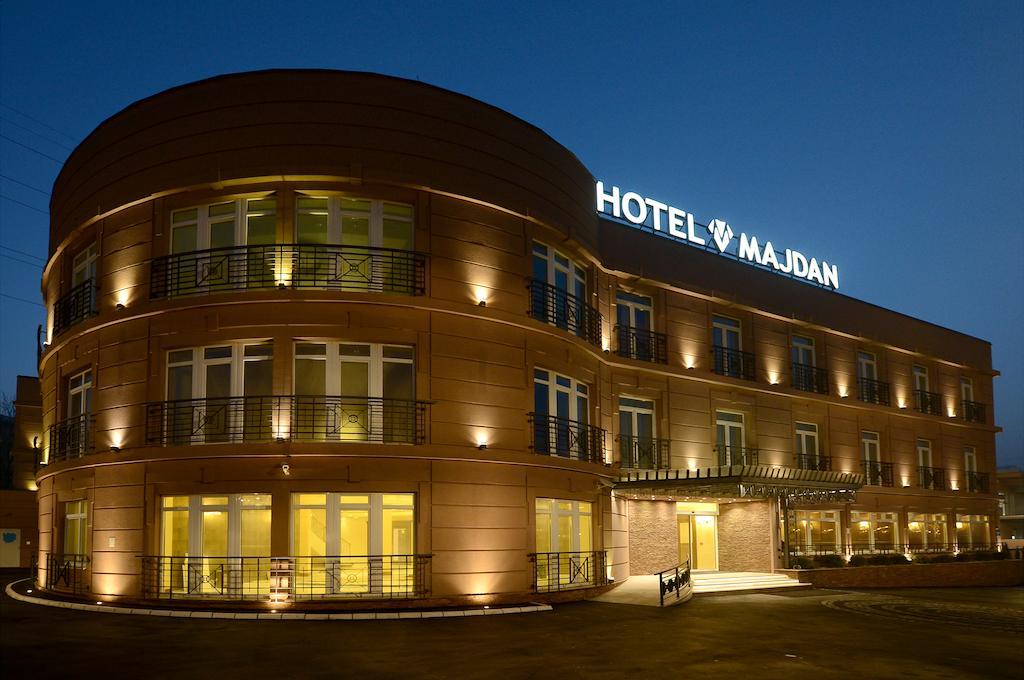 Hotel Majdan Belgrado Exterior foto