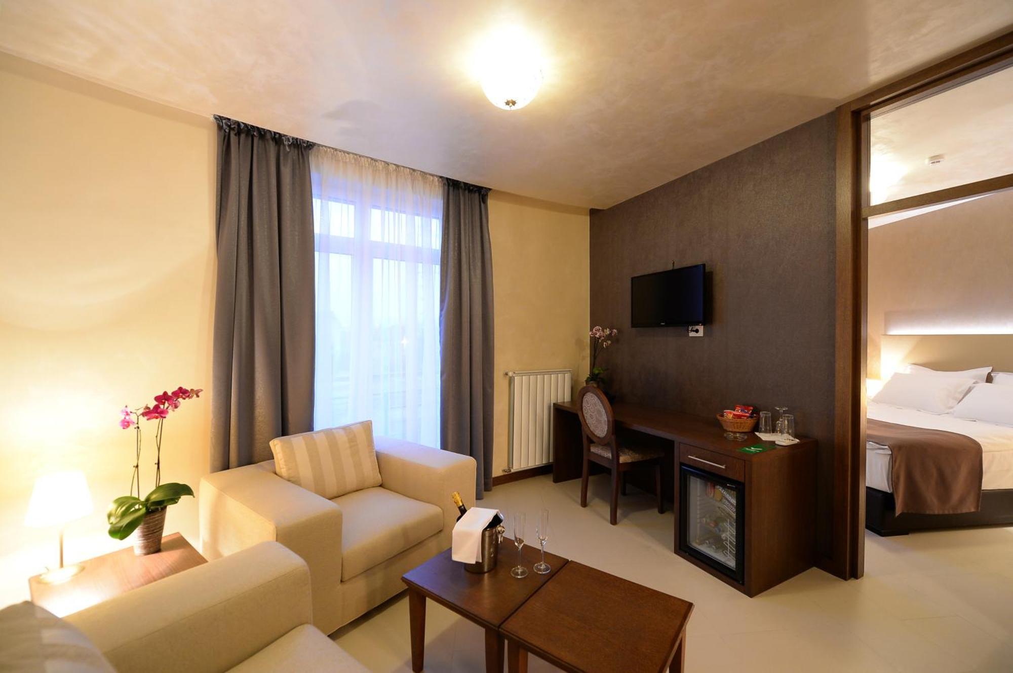 Hotel Majdan Belgrado Quarto foto