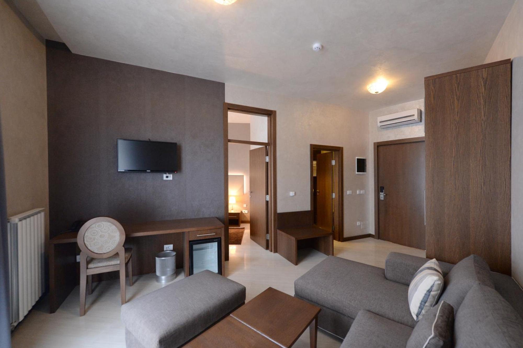 Hotel Majdan Belgrado Quarto foto